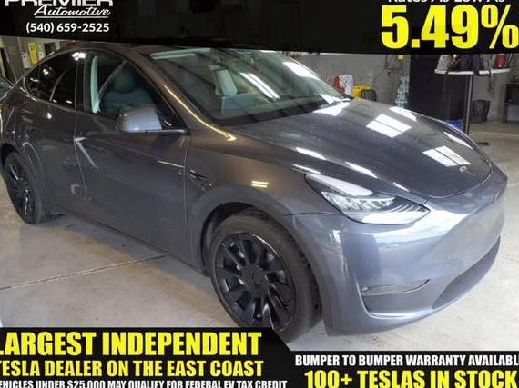 TESLA MODEL Y 2023 7SAYGDEE7PA106094 image